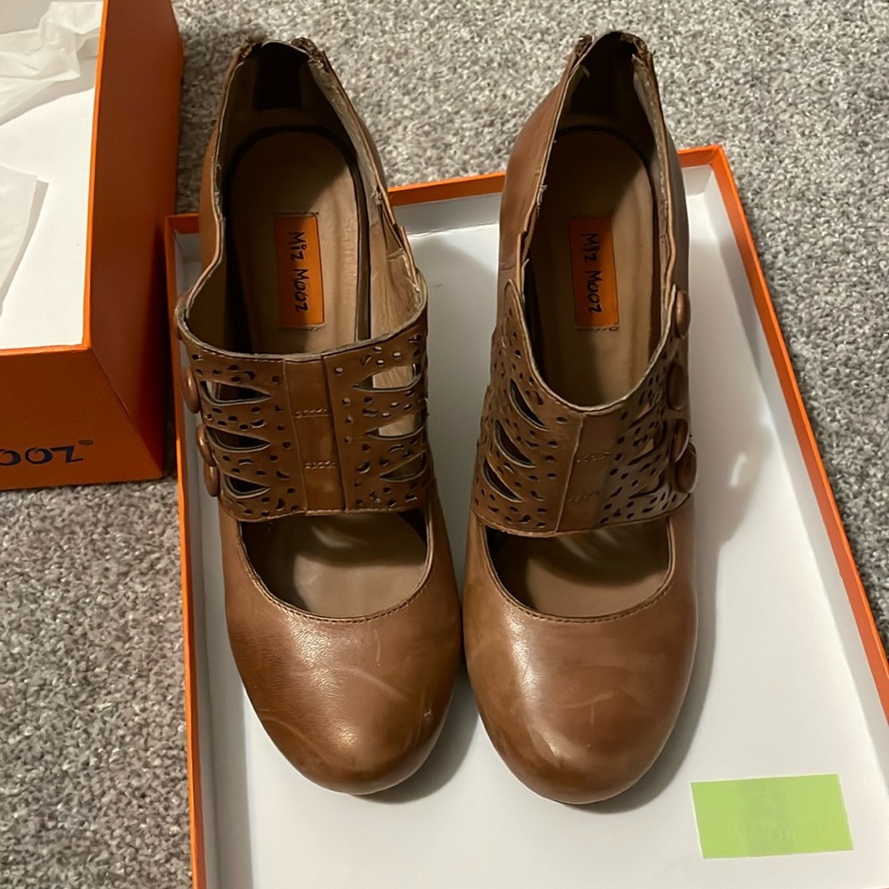 MizMooz heels